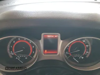2017 Dodge Journey SXT z VIN 3C4PDCBG8HT510299, wystawiony jako Copart lot #56333635 z przebiegiem 132 215 mil mil oraz Szkoda całkowita • Salvage title. Historia ofert i sprzedaży dostępna na DreamBid. Obrazek 9.