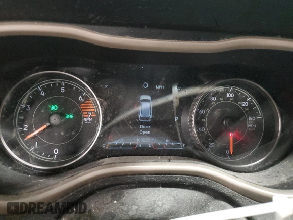 2017 Jeep Cherokee Limited с VIN 1C4PJLDB0HW540000, выставлен на аукционе Copart как лот 84268434 с пробегом 163 225 миль миль и Списание • Salvage title. История ставок и продаж доступна на DreamBid. Изображение 9.