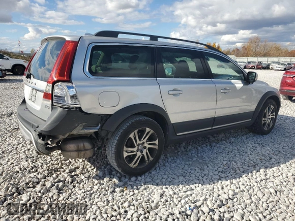 2015 Volvo XC70 T5 Drive-E Premier with VIN YV440MBK4F1220667, listed as a Copart auction lot 77652844 with 173,704 mi miles and Clean Title. Bid and sale history available at DreamBid. Image 3.