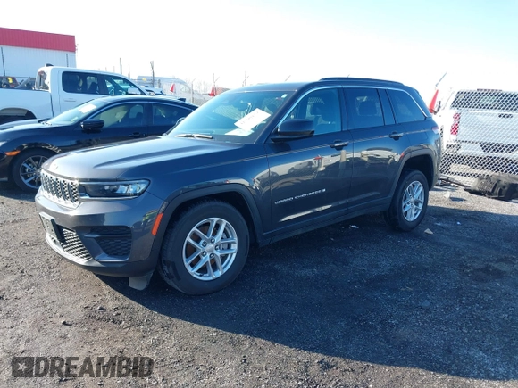 2024 Jeep Grand Cherokee Laredo X with VIN 1C4RJHAG3RC150680, listed as a IAAI auction lot 41390157 with 13,642 mi miles. Bid and sale history available at carsss.com. Image 18.