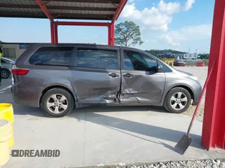 2017 Toyota Sienna L с VIN 5TDZZ3DCXHS778141, выставлен на аукционе IAAI как лот 41139603 с пробегом 158 643 миль миль и . История ставок и продаж доступна на DreamBid. Изображение 13.