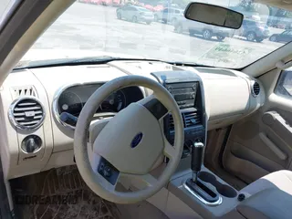 2007 Ford Explorer XLT z VIN 1FMEU63E57UA47477, wystawiony jako IAAI lot #42646649 z przebiegiem 33 296 mil mil oraz . Historia ofert i sprzedaży dostępna na DreamBid. Obrazek 12.