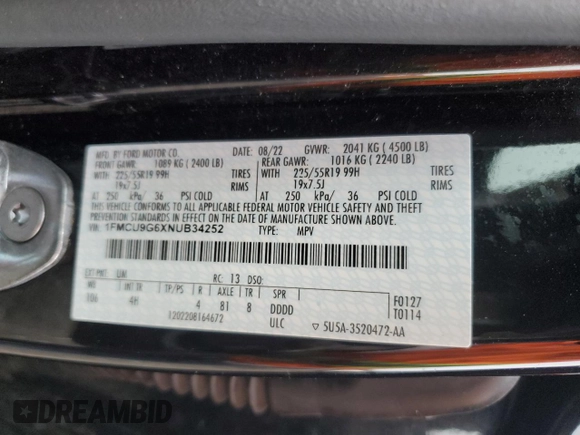 2022 Ford Escape SE z VIN 1FMCU9G6XNUB34252, wystawiony jako Copart lot #54004415 z przebiegiem 65 943 mil mil oraz Nie do naprawy • Non repairable. Historia ofert i sprzedaży dostępna na DreamBid. Obrazek 13.