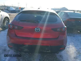 2022 Mazda Mazda3 Hatchback Premium with VIN JM1BPAML1N1515069, listed as a IAAI auction lot 41311726 with 30,198 mi miles. Bid and sale history available at carsss.com. Image 16.