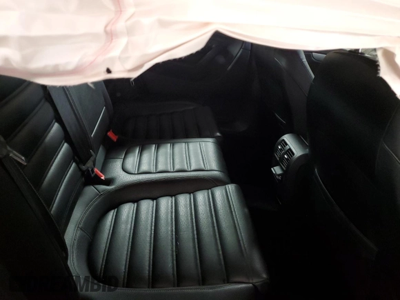 2014 Volkswagen CC R-Line with VIN WVWBN7AN3EE503237, listed as a Copart auction lot 77128394 with 84,995 mi miles and Salvage Title. Bid and sale history available at carsss.com. Image 10.