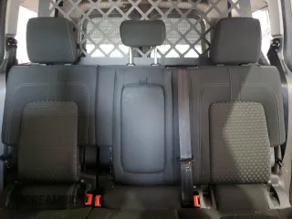 2022 Ford Transit Connect XLT z VIN NM0GS9F24N1510629, wystawiony jako Copart lot #58389065 z przebiegiem 85 253 mil mil oraz Czysty tytuł • Clean title. Historia ofert i sprzedaży dostępna na DreamBid. Obrazek 10.