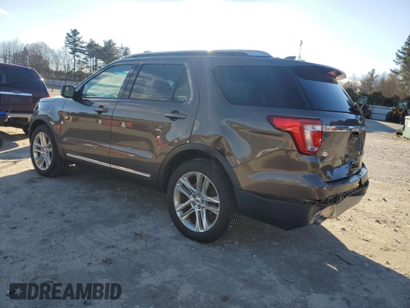 2016 Ford Explorer XLT with VIN 1FM5K8D86GGB76918, listed as a Copart auction lot 41368975 with 115,614 mi miles and Salvage Title. Bid and sale history available at carsss.com. Image 2.