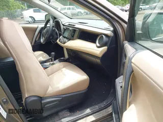 2013 Toyota RAV4 XLE z VIN 2T3RFREV8DW105935, wystawiony jako IAAI lot #42435221 z przebiegiem 272 202 mil mil oraz . Historia ofert i sprzedaży dostępna na DreamBid. Obrazek 5.