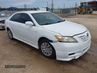2009 Toyota Camry z VIN 4T1BE46K69U882903, wystawiony jako IAAI lot #42284450 z przebiegiem 241 965 mil mil oraz . Historia ofert i sprzedaży dostępna na DreamBid. Obrazek 1.