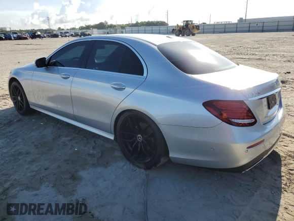 2019 Mercedes-Benz E 300 with VIN WDDZF4JB8KA489019, listed as a Copart auction lot 61550154 with 132,301 mi miles and Non repairable. Bid and sale history available at DreamBid. Image 2.