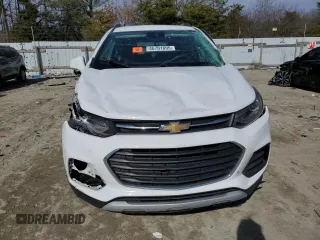 2018 Chevrolet Trax LT with VIN 3GNCJPSBXJL147567, listed as a Copart auction lot 46701695 with 60,943 mi miles and Salvage Title. Bid and sale history available at carsss.com. Image 5.