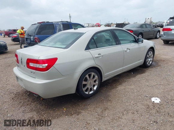 2007 Lincoln MKZ z VIN 3LNHM26T47R672718, wystawiony jako IAAI lot #42291759 z przebiegiem 175 193 mil mil oraz . Historia ofert i sprzedaży dostępna na DreamBid. Obrazek 4.