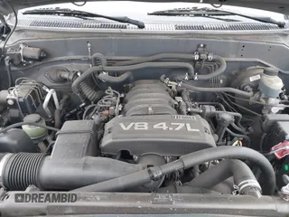 2007 Toyota Sequoia SR5 with VIN 5TDZT34A07S296602, listed as a IAAI auction lot 42067710 with 180,685 mi miles. Bid and sale history available at carsss.com. Image 10.