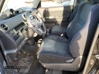2006 Scion xB with VIN JTLKT334964123964, listed as a Copart auction lot 73712804 with Not Provided miles and Salvage Title. Bid and sale history available at carsss.com. Image 7.