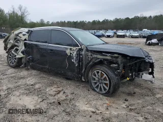 2018 Audi Q7 Premium Plus with VIN WA1LAAF77JD003034, listed as a Copart auction lot 45702015 with 0 mi miles and Salvage Title. Bid and sale history available at carsss.com. Image 4.