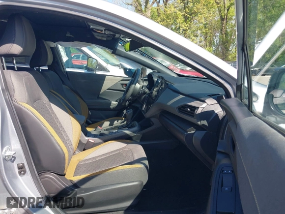 2024 Subaru Crosstrek Special Sports с VIN 4S4GUHF66R3796175, выставлен на аукционе IAAI как лот 42063822 с пробегом 10 461 миль миль и . История ставок и продаж доступна на DreamBid. Изображение 5.