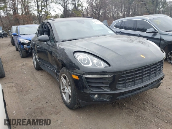 2018 Porsche Macan with VIN WP1AA2A59JLB20286, listed as a IAAI auction lot 41286270 with 64,664 mi miles. Bid and sale history available at carsss.com. Image 1.