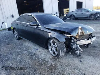 2017 Mercedes-Benz E-Class E 300 Luxury with VIN WDDZF4JB1HA103419, listed as a Copart auction lot 70648582 with 71,194 mi miles. Bid and sale history available at carsss.com. Image 4.
