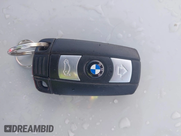 2007 BMW 3 Series 328xi с VIN WBAVT73507FZ36976, выставлен на аукционе IAAI как лот 41647516 с пробегом 157 049 миль миль и . История ставок и продаж доступна на DreamBid. Изображение 11.