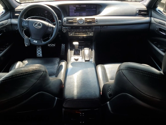 2013 Lexus LS 460 с VIN JTHCL5EF9D5016512, выставлен на аукционе Copart как лот 65181905 с пробегом 180 938 миль миль и Списание • Salvage title. История ставок и продаж доступна на DreamBid. Изображение 8.