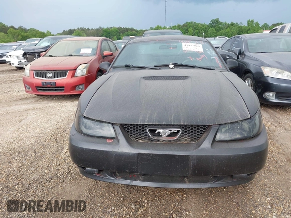 2000 Ford Mustang with VIN 1FAFP4049YF192453, listed as a IAAI auction lot 41937024 with 199,893 mi miles. Bid and sale history available at carsss.com. Image 6.