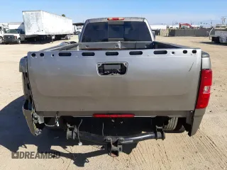2008 Chevrolet Silverado 3500HD DRW LTZ with VIN 1GCJK336X8F110692, listed as a Copart auction lot 73399804 with 83,655 mi miles and Salvage Title. Bid and sale history available at carsss.com. Image 6.