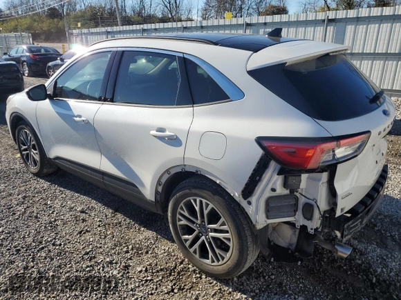 2020 Ford Escape SEL с VIN 1FMCU0H61LUA50943, выставлен на аукционе Copart как лот 76470584 с пробегом 40 798 миль миль и Списание • Salvage title. История ставок и продаж доступна на DreamBid. Изображение 2.