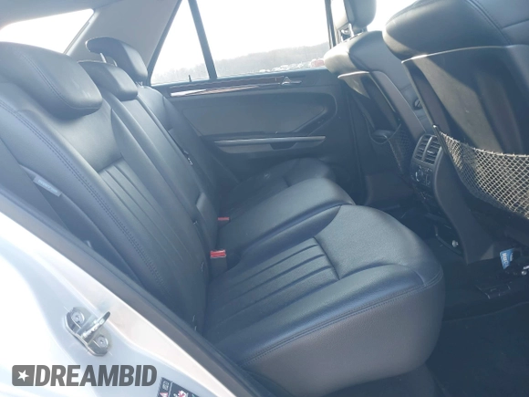 2008 Mercedes-Benz M 550 with VIN 4JGBB72E58A399316, listed as a IAAI auction lot 41627987 with 174,683 mi miles and . Bid and sale history available at carsss.com. Image 8.