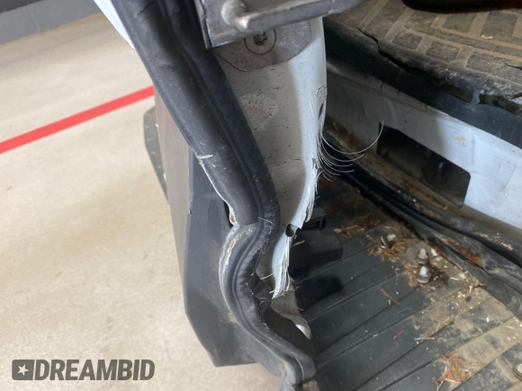 2016 Ford Transit Cargo с VIN 1FTYE1YM5GKB48869, выставлен на аукционе IAAI как лот 42789025 с пробегом 147 263 миль миль и . История ставок и продаж доступна на DreamBid. Изображение 8.