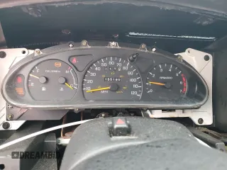 1997 Ford Thunderbird LX z VIN 1FALP62W7VH165149, wystawiony jako Copart lot #56654715 z przebiegiem 155 190 mil mil oraz Szkody całkowita. Historia ofert i sprzedaży dostępna na DreamBid. Obrazek 9.