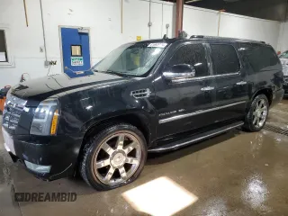 2010 Cadillac Escalade ESV Luxury z VIN 1GYUKHEF1AR237806, wystawiony jako Copart lot #41663065 z przebiegiem Nie podano mil oraz Szkody całkowita. Historia ofert i sprzedaży dostępna na DreamBid. Obrazek 1.