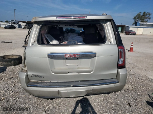 2016 GMC Yukon Denali with VIN 1GKS1CKJXGR324502, listed as a Copart auction lot 72051394 with 0 mi miles and Salvage Title. Bid and sale history available at carsss.com. Image 6.