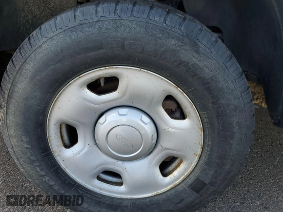 2009 Ford F-150 XL с VIN 1FTPX14V99KB06728, выставлен на аукционе IAAI как лот 42679207 с пробегом 132 283 миль миль и . История ставок и продаж доступна на DreamBid. Изображение 17.