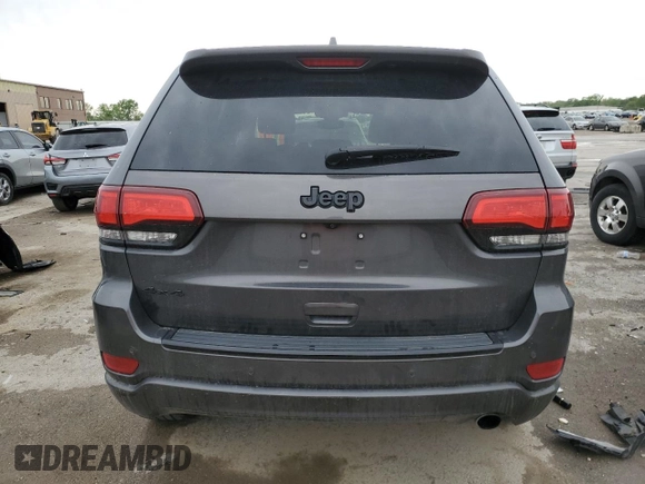 2017 Jeep Grand Cherokee Altitude z VIN 1C4RJFAG7HC778079, wystawiony jako Copart lot #55080265 z przebiegiem 76 405 mil mil oraz Szkoda całkowita • Salvage title. Historia ofert i sprzedaży dostępna na DreamBid. Obrazek 6.