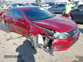 2016 Nissan Altima SL with VIN 1N4BL3AP3GC222754, listed as a IAAI auction lot 41431727 with 49,565 mi miles and . Bid and sale history available at DreamBid. Image 1.