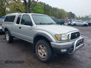 2004 Toyota Tacoma with VIN 5TEWN72N64Z417738, listed as a IAAI auction lot 42202003 with 203,505 mi miles and . Bid and sale history available at DreamBid. Image 6.