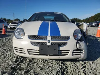 2005 Dodge Neon SXT with VIN 1B3ES56C75D149814, listed as a Copart auction lot 75714164 with 117,118 mi miles and Salvage Title. Bid and sale history available at carsss.com. Image 5.