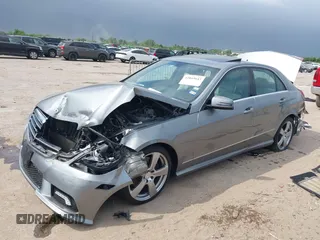 2011 Mercedes-Benz E-Class E 350 Luxury with VIN WDDHF5GB9BA382151, listed as a IAAI auction lot 42045643 with 120,535 mi miles. Bid and sale history available at carsss.com. Image 2.