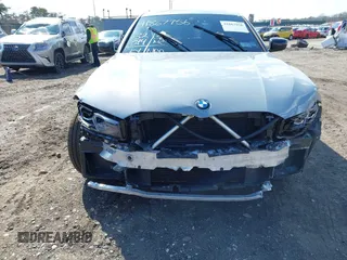 2024 BMW 3 Series 330i xDrive with VIN 3MW89FF04R8E27698, listed as a IAAI auction lot 41867956 with 32,394 mi miles. Bid and sale history available at carsss.com. Image 6.