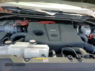 2024 Toyota Tundra Limited Hybrid с VIN 5TFWC5DB2RX077144, выставлен на аукционе Copart как лот 68529685 с пробегом 17 161 миль миль и Списание • Salvage title. История ставок и продаж доступна на DreamBid. Изображение 13.