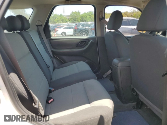2007 Ford Escape XLS с VIN 1FMYU02Z27KB60555, выставлен на аукционе Copart как лот 55585895 с пробегом Не указан миль и Чистый • Clean title. История ставок и продаж доступна на DreamBid. Изображение 11.