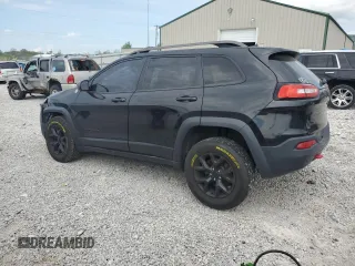 2016 Jeep Cherokee Trailhawk z VIN 1C4PJMBB8GW203534, wystawiony jako Copart lot #54403945 z przebiegiem 168 080 mil mil oraz Szkoda całkowita • Salvage title. Historia ofert i sprzedaży dostępna na DreamBid. Obrazek 2.