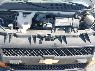 2017 Chevrolet Express Cargo Van with VIN 1GCWGAFF1H1289211, listed as a IAAI auction lot 42060982 with 81,529 mi miles. Bid and sale history available at carsss.com. Image 10.