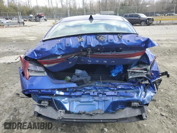 2024 Hyundai Elantra SEL with VIN KMHLM4DG4RU658809, listed as a Copart auction lot 45573425 with 20,551 mi miles and Salvage Title. Bid and sale history available at carsss.com. Image 6.