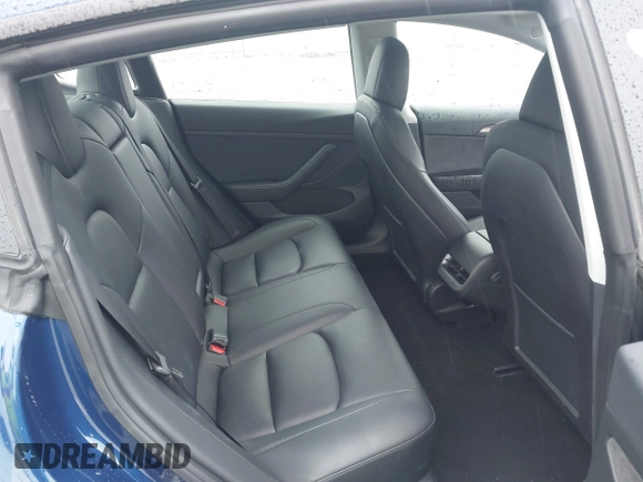 2023 Tesla Model 3 z VIN 5YJ3E1EA7PF436314, wystawiony jako IAAI lot #42340337 z przebiegiem 39 247 mil mil oraz . Historia ofert i sprzedaży dostępna na DreamBid. Obrazek 8.