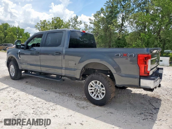 2019 Ford F-250 XL with VIN 1FT7W2BT3KEE86518, listed as a Copart auction lot 61844105 with 159,428 mi miles and Non repairable. Bid and sale history available at DreamBid. Image 2.