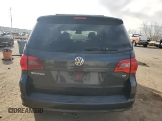 2011 Volkswagen Routan SE with VIN 2V4RW3DGXBR642528, listed as a Copart auction lot 45082055 with 167,067 mi miles and Salvage title. Bid and sale history available at DreamBid. Image 6.