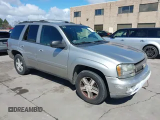 2005 Chevrolet TrailBlazer LT with VIN 1GNDT13S952113282, listed as a IAAI auction lot 41802492 with 172,253 mi miles and . Bid and sale history available at DreamBid. Image 1.