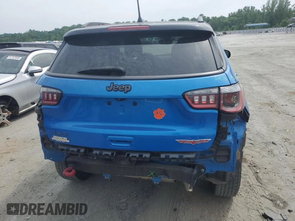 2020 Jeep Compass Trailhawk z VIN 3C4NJDDB7LT221575, wystawiony jako Copart lot #57414255 z przebiegiem 69 159 mil mil oraz Szkoda całkowita • Salvage title. Historia ofert i sprzedaży dostępna na DreamBid. Obrazek 6.
