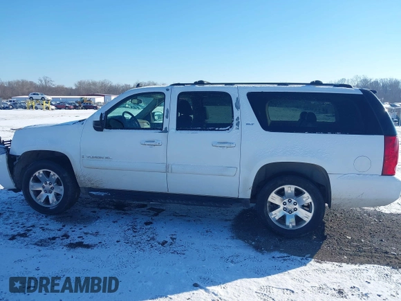 2007 GMC Yukon XL SLT with VIN 1GKFK16397J206390, listed as a IAAI auction lot 41358459 with 237,984 mi miles. Bid and sale history available at carsss.com. Image 14.